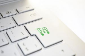 Az online kiskereskedelmi értékesítés aránya 15 százalékra nőtt a régióban